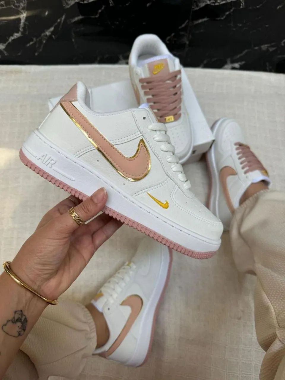 Nike Air Force 1 - Branco e Laranja - Foto 5