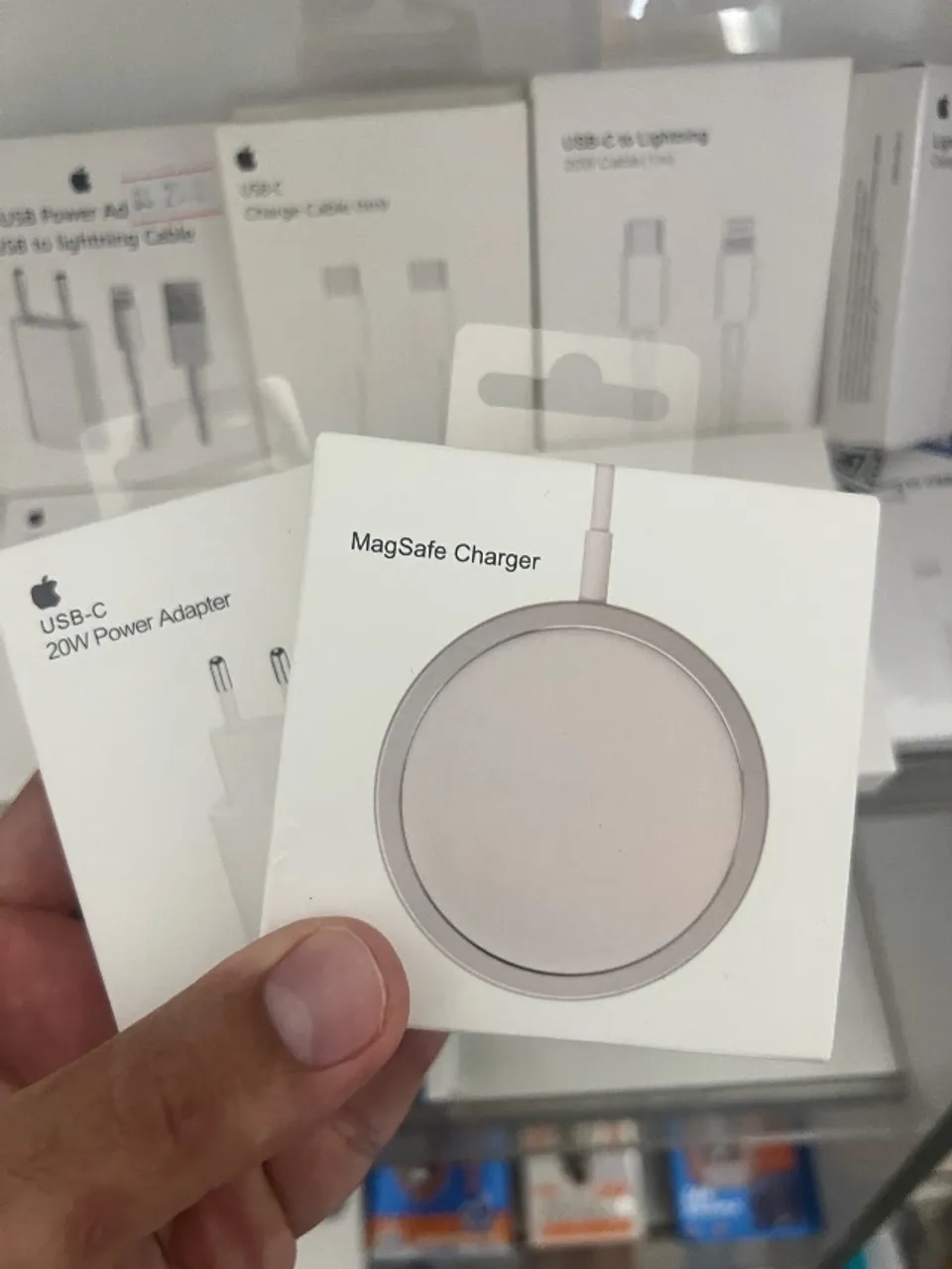 Carregador Magnético Completo por Indução IPhone + Fonte Turbo Para 20W