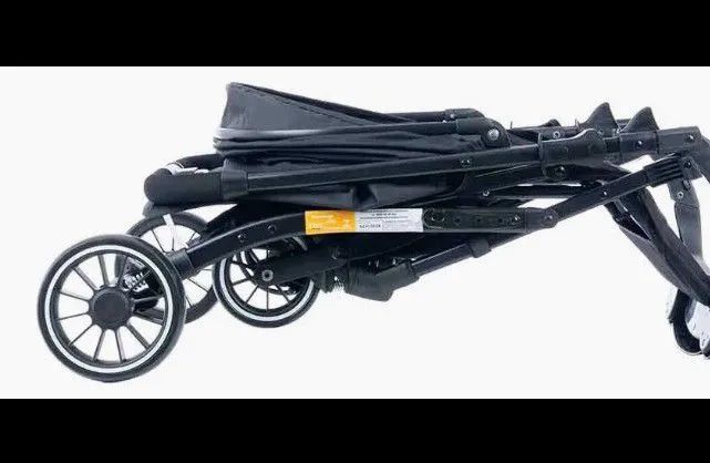 Carrinho de bebe novo irreversível  - Foto 5