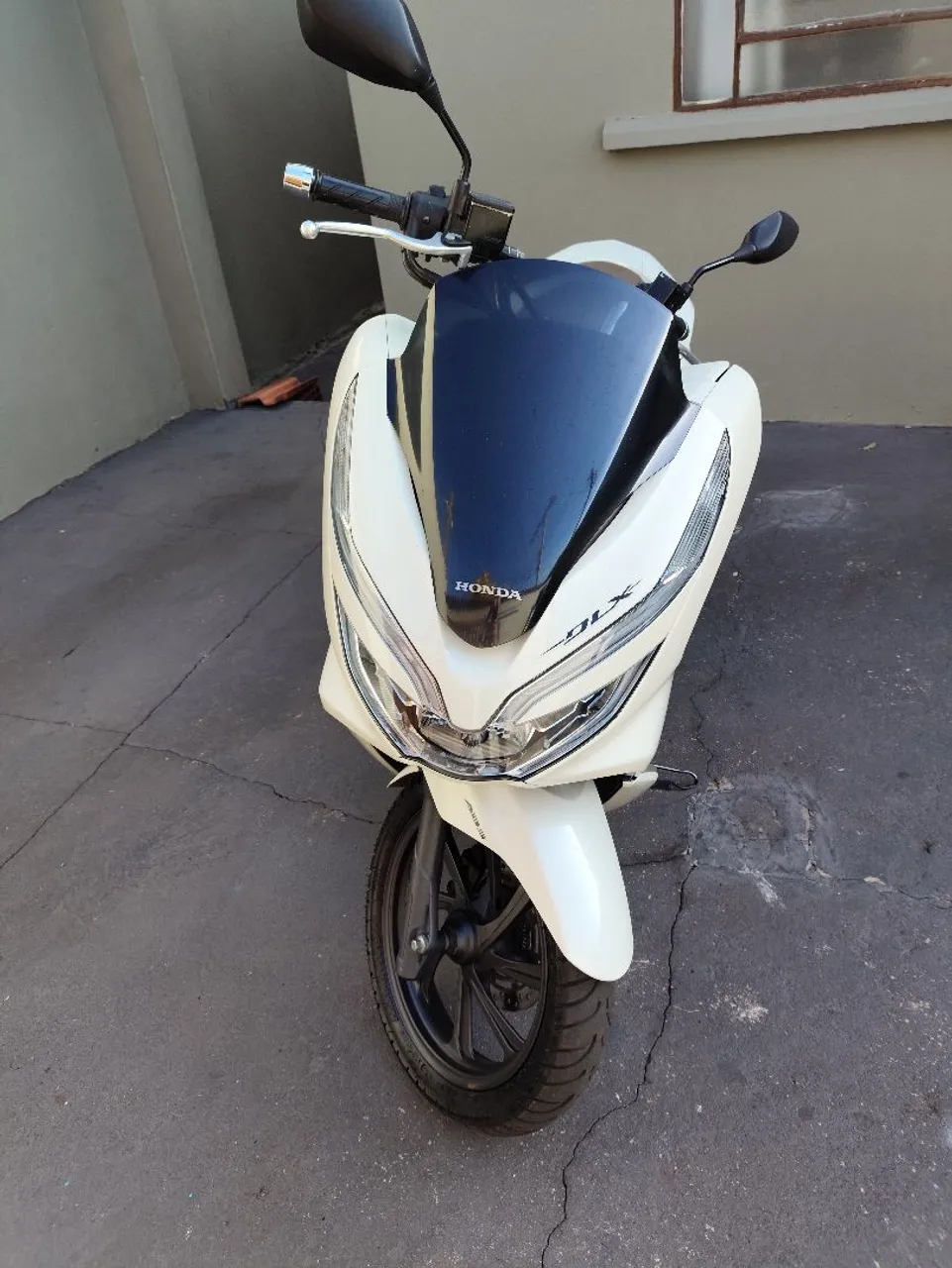 PCX 2019 dlx 16,990,00