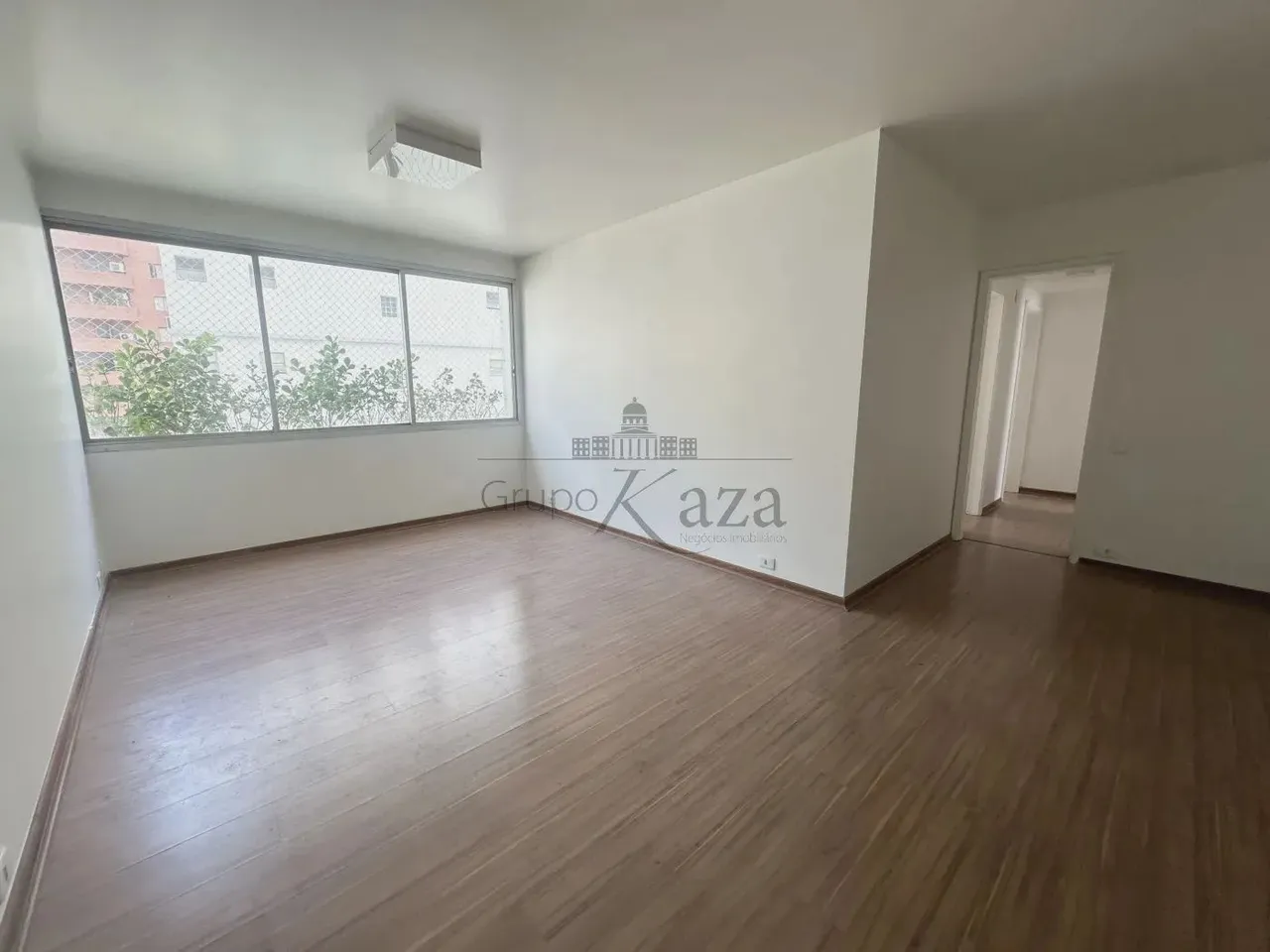 Apartamento - Itaim Bibi - 3 Dormitórios - 110m².