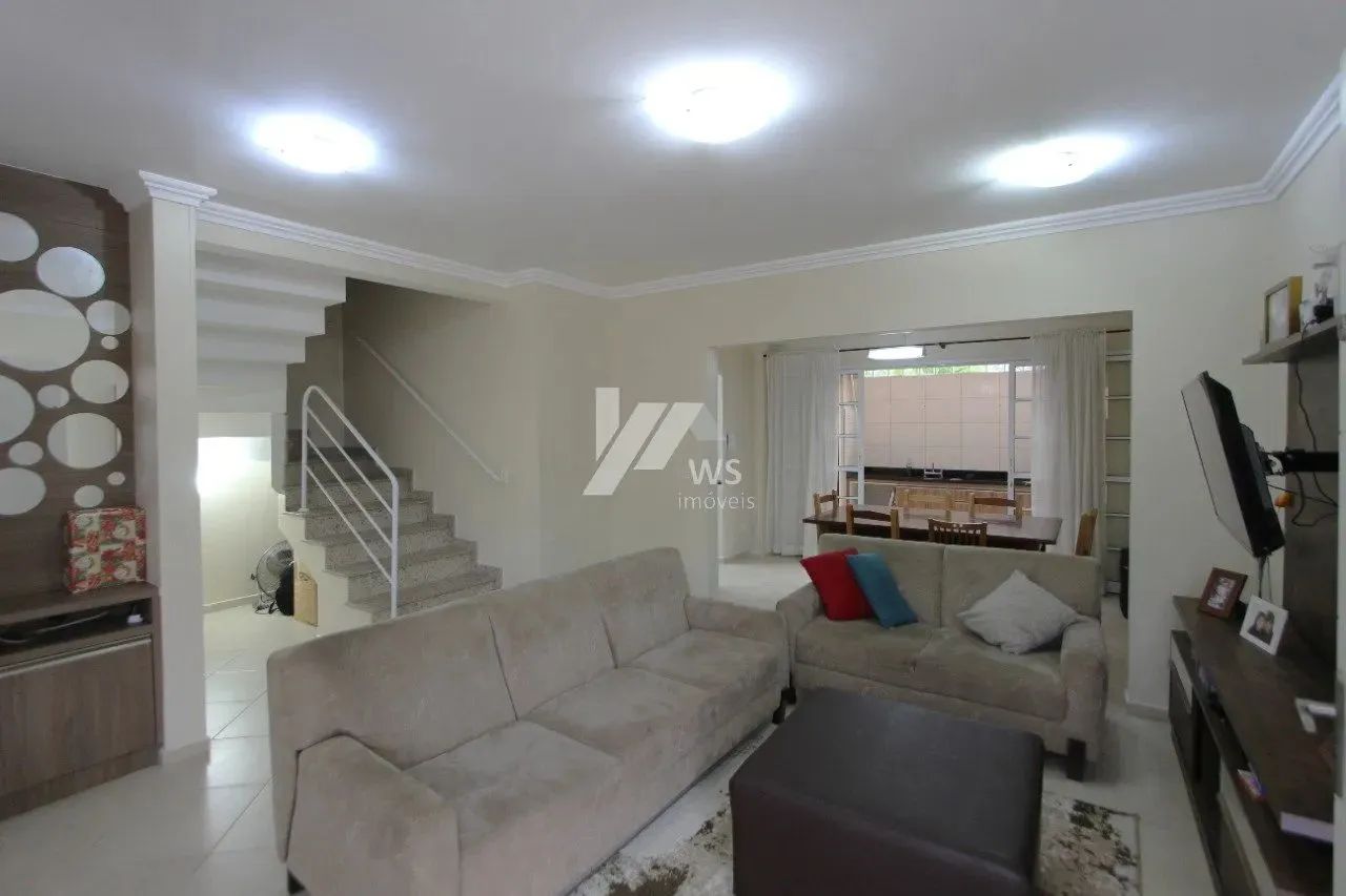 Triplex em condomínio com localização privilegiada - Foto 3