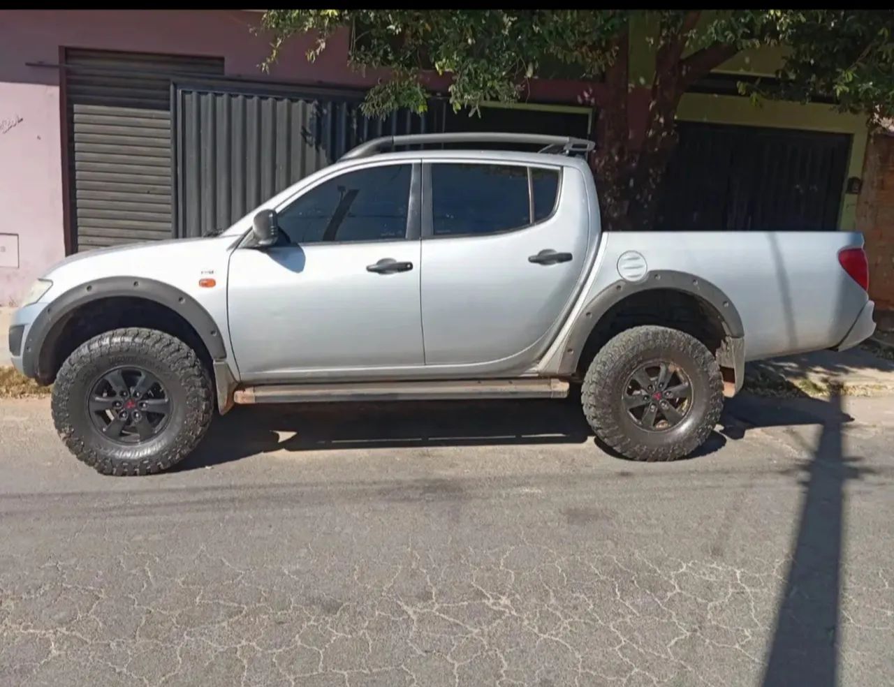 Mitsubish L200 Triton Silver 2015
