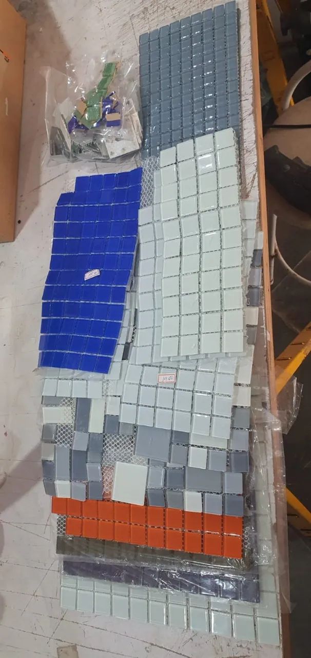 Pastilhas diversos tamanhos e cores Artesanato e decoração-Saldo-Leia Tudo - Foto 3