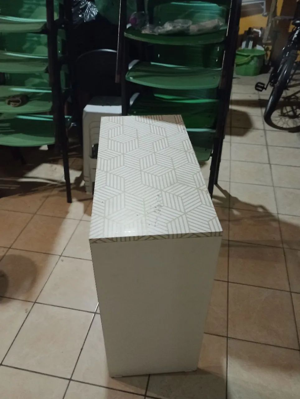 ESCRIVANINHA BRANCA COM GAVETA 64573995445505123
