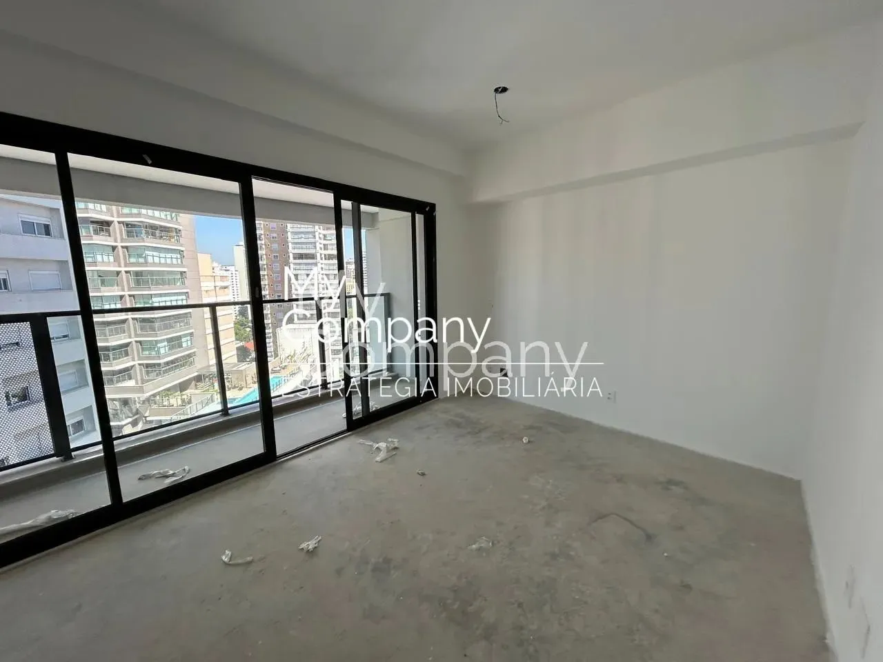 Studio à Venda em Moema Ideal para Investimento | Lazer no 29º Andar com Vista Incrível!