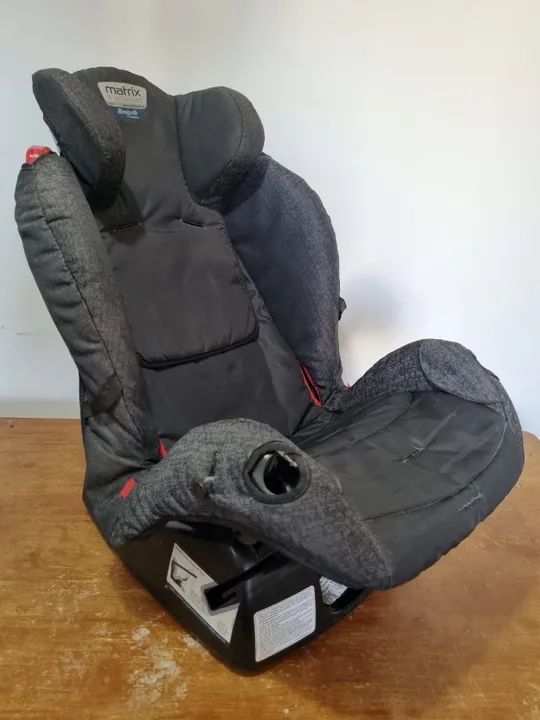 Cadeirinha Reclinável 0 a 25kg Matrix Evolution K Cinza Burigotto