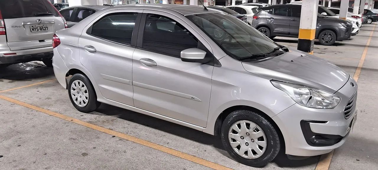 KA  SEDAN   2019   1.0  COMPLETISSIMO.  FINANCIO ATE 60 X. - Foto 3