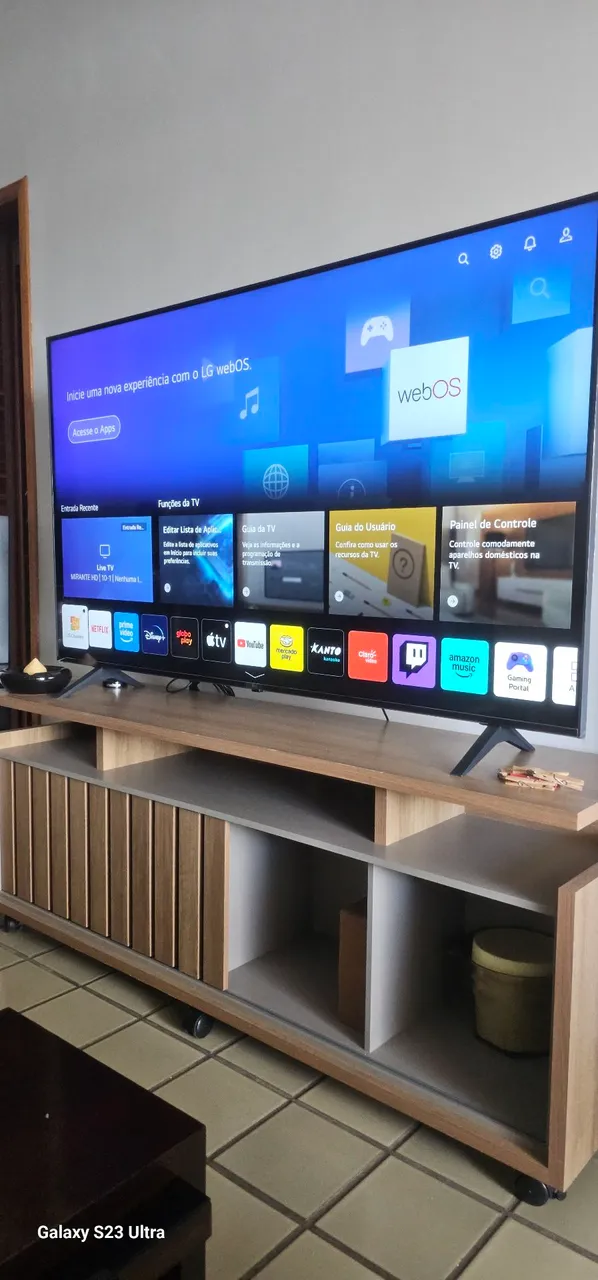 Conjunto Smart TV LG + Rack
