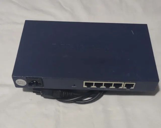 TL-R470T+ Roteador Banda Larga com Balanceamento de Carga - Foto 2