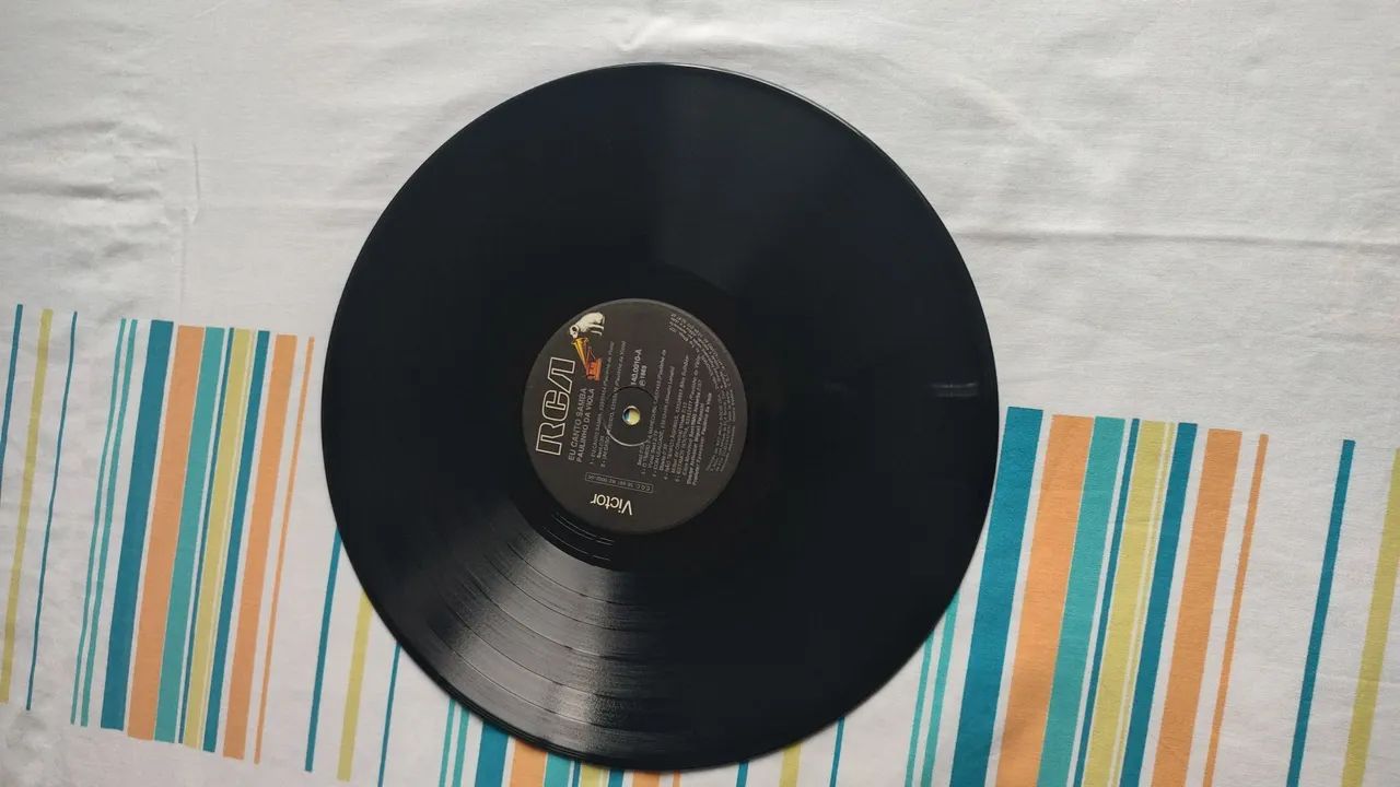 Vinil de Paulinho da Viola " Eu canto samba" - Foto 5
