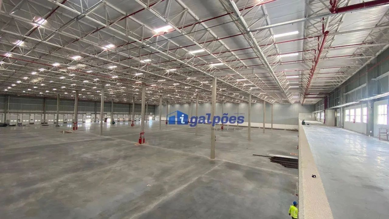 Galpão com 11600 m² em - Cinco - Contagem/MG