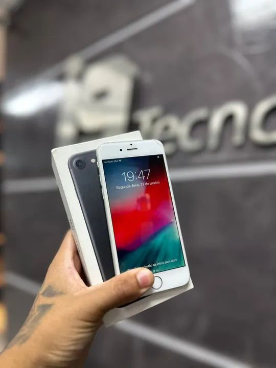 iPhone 7 64GB 90% de bateria Cor PRATA   3 meses de garantia - Foto 3