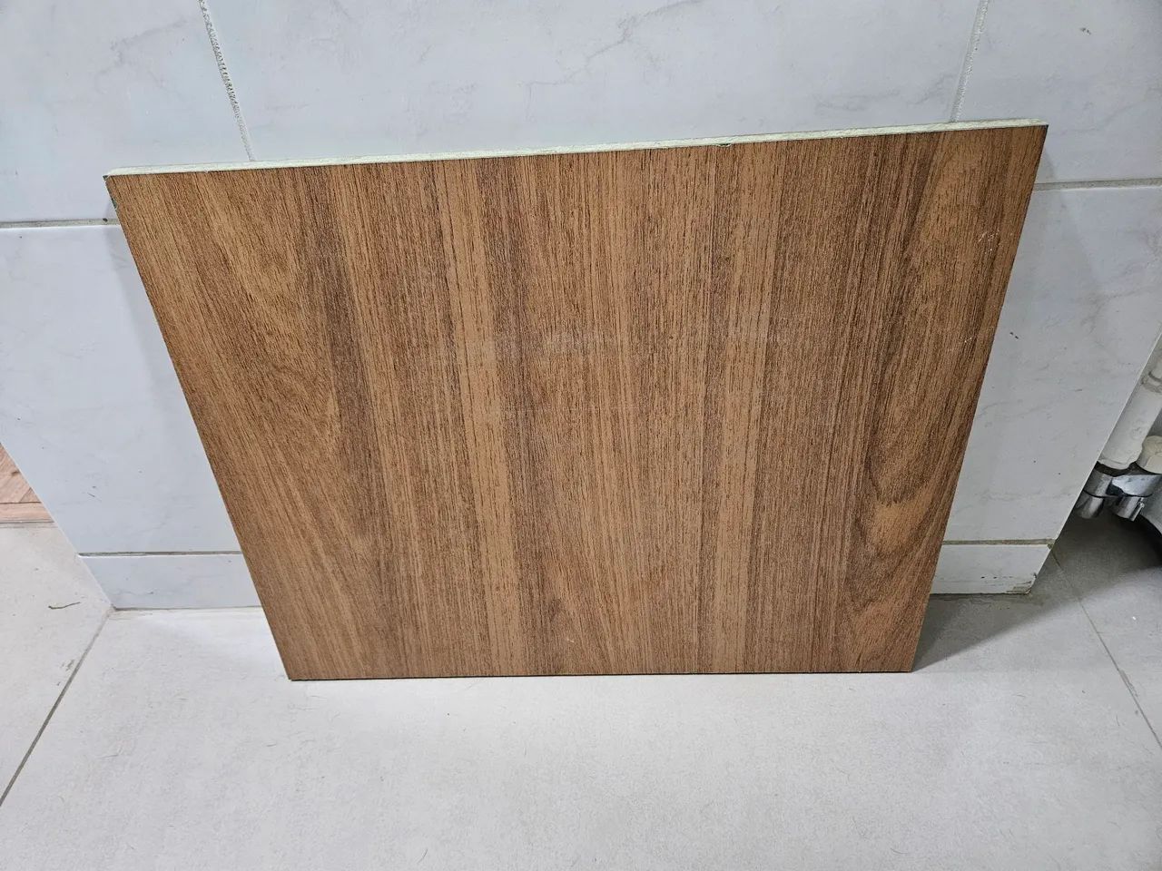 Placa de MDF resistente à umidade de 53 X 43cm, nao fitada, freijó. - Foto 3