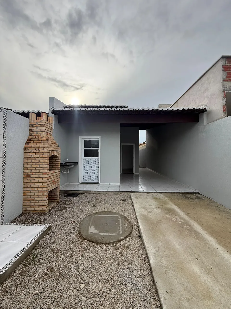 Imóvel para venda tem 82 metros quadrados com 2 quartos em Barrocão - Itaitinga - CE