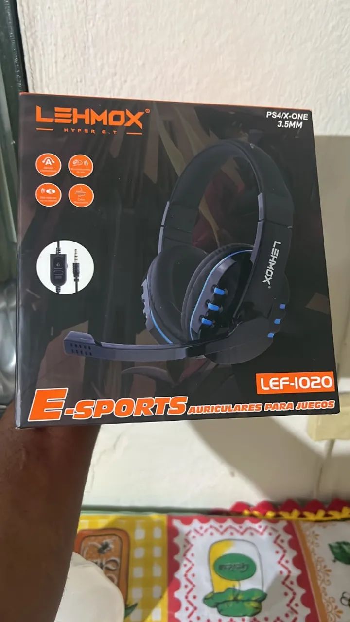 Fone Gamer Rgb Usb Com Cancelamento De Ruído E Microfone Preto