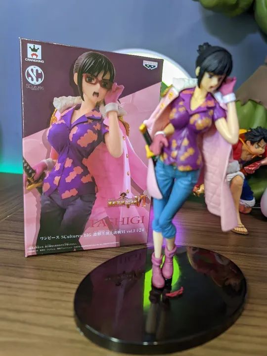 Boneco One Piece - Tashigi 17cm - Foto 4