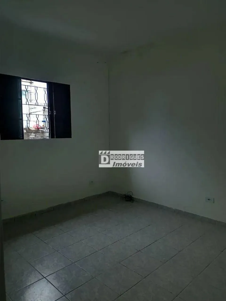 Casa com 1 dormitório para alugar, 50 m² por R$ 750,00/mês - Canhema - Diadema/SP