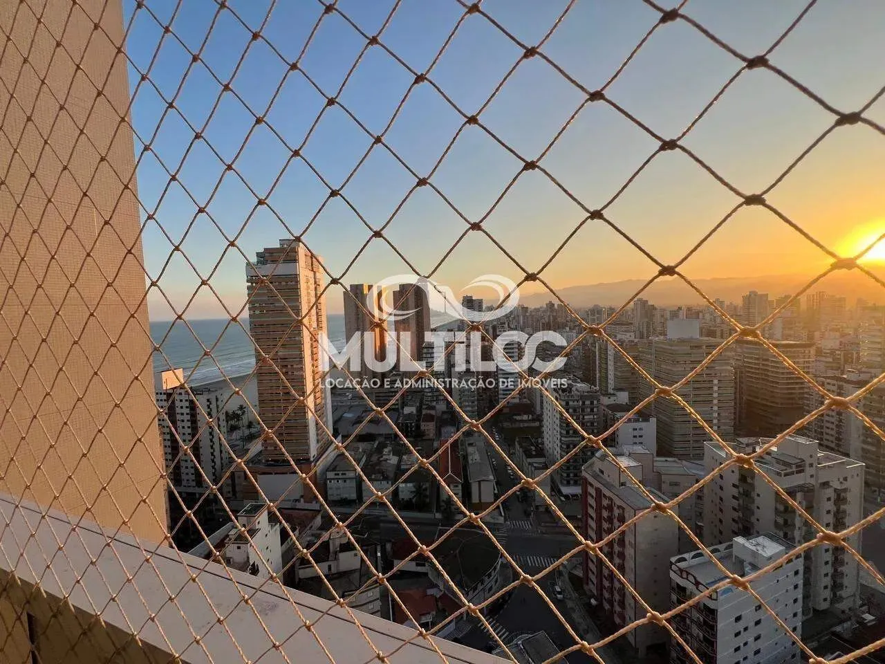 Sala Comercial para aluguel, no bairro Boqueirão em Praia Grande