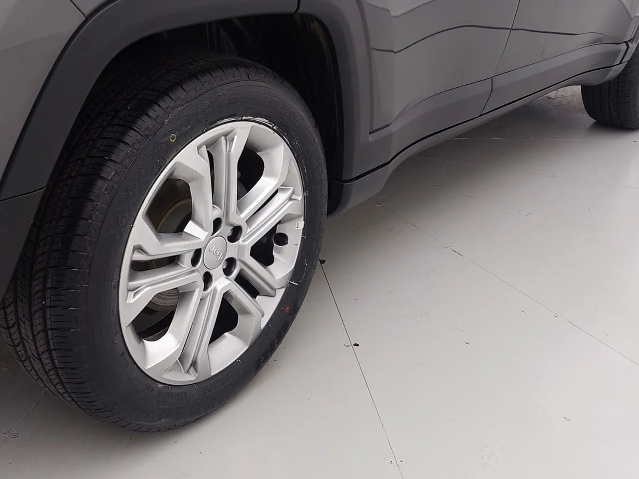 Jeep Compass LONG. T270 1.3 TB 4x2 Flex Aut., foto 14 de 18
