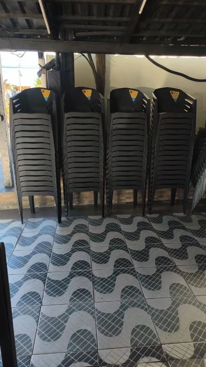 Jogo de mesa novo  - Foto 2