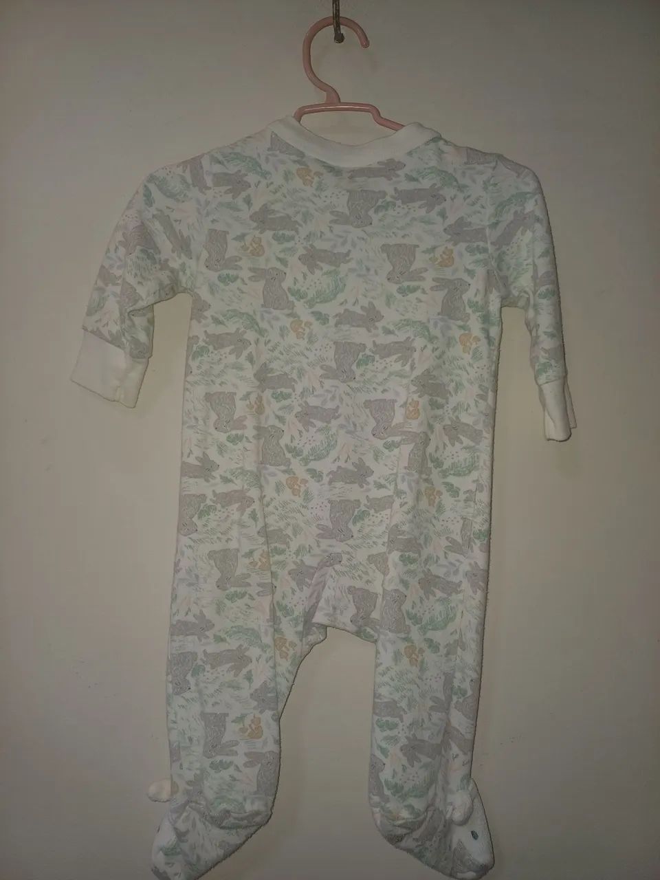 1 vestido Milon de ursinhos + 1 macacão Carters de coelhinho,  semi-novos. - Foto 5