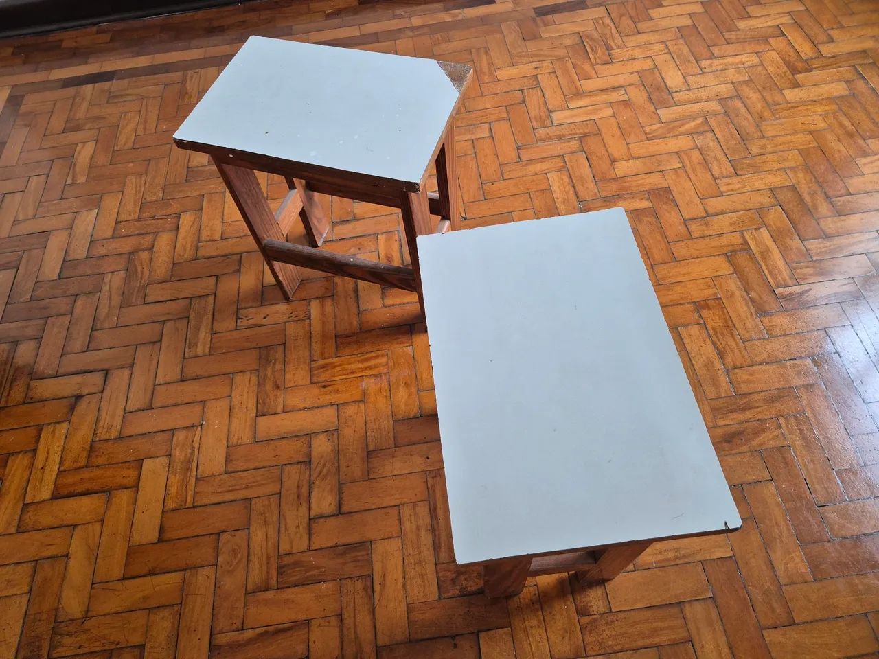 Vendo 2 banquetas - Foto 2