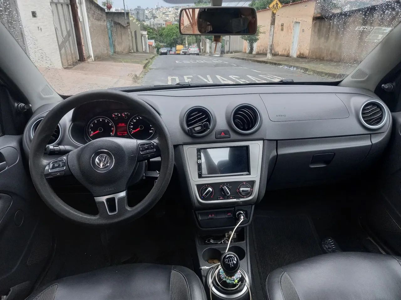 Volkswagen Voyage COMF/HIGHLI. 1.6 T.FLEX 8V 4P 2015