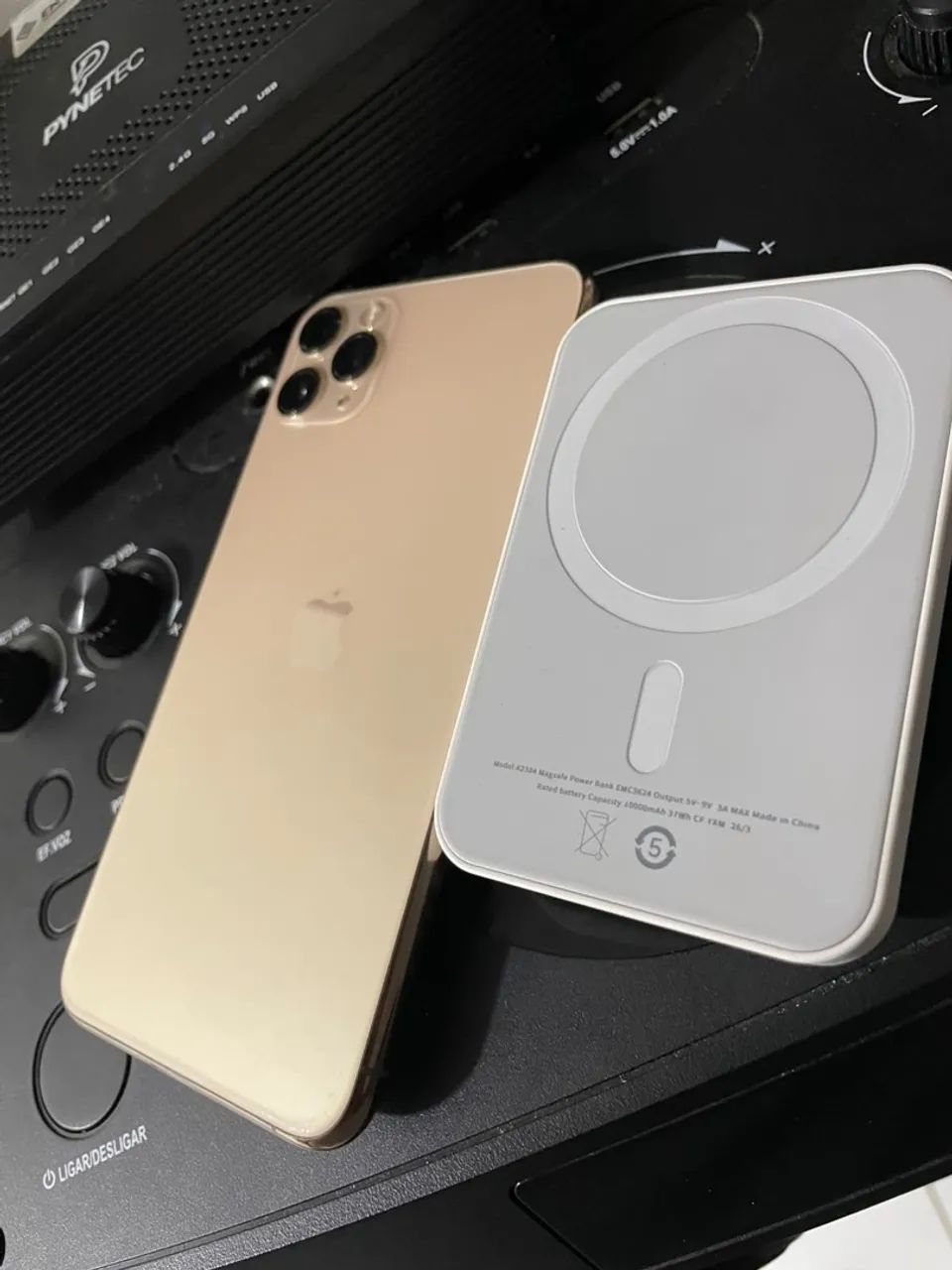 iPhone 11 Pro max- Zero. Leia a descrição  - Foto 2