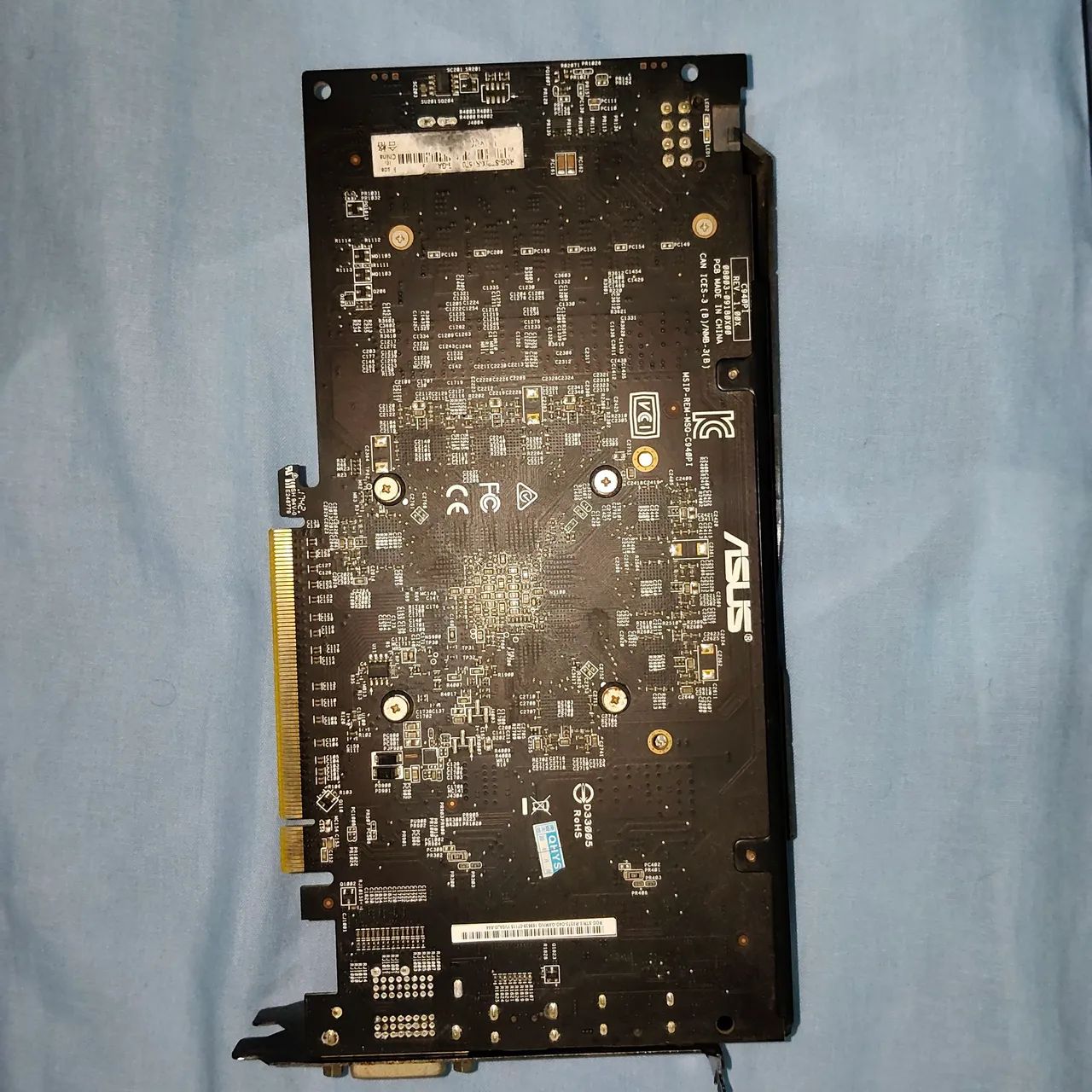 Placa de video Asus Rog RX570 4GB - Foto 4