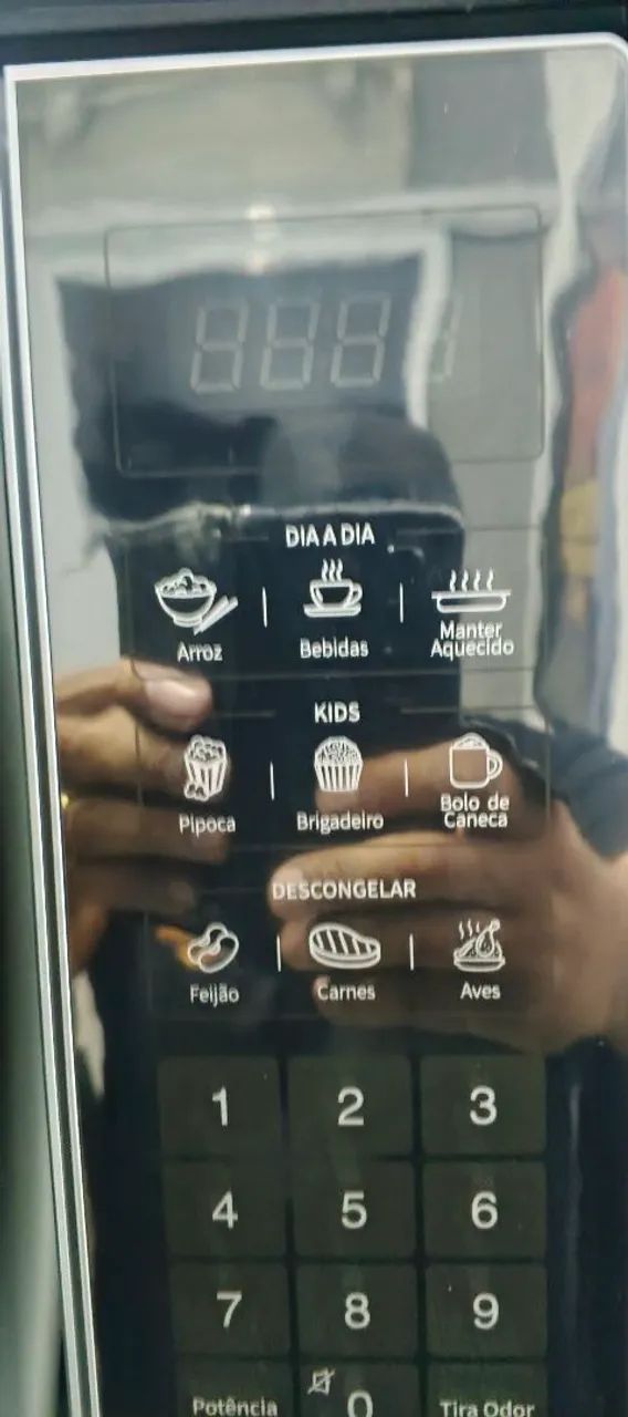 Microondas Mondial espelhado 220v - Foto 2
