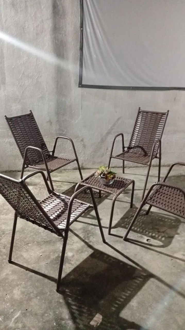 Vendo Conjunto de cadeiras e mesa - Foto 2