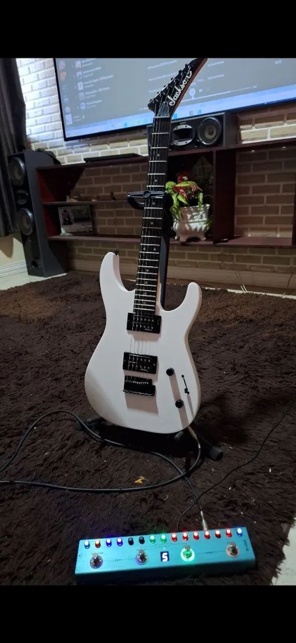 Guitarra Jackson  - Foto 3