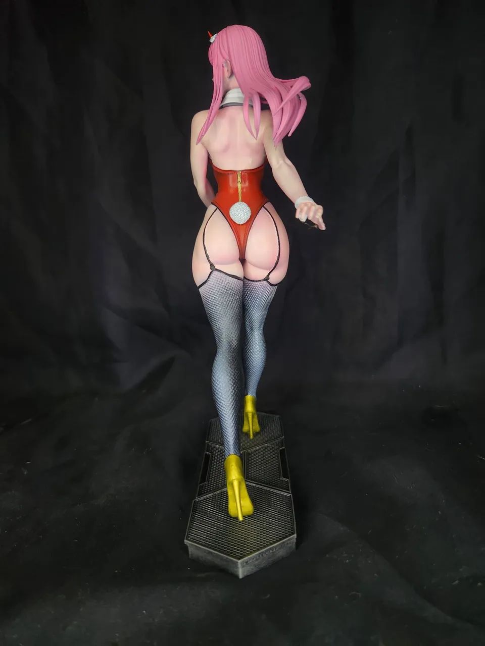 Figure zero two - Foto 5