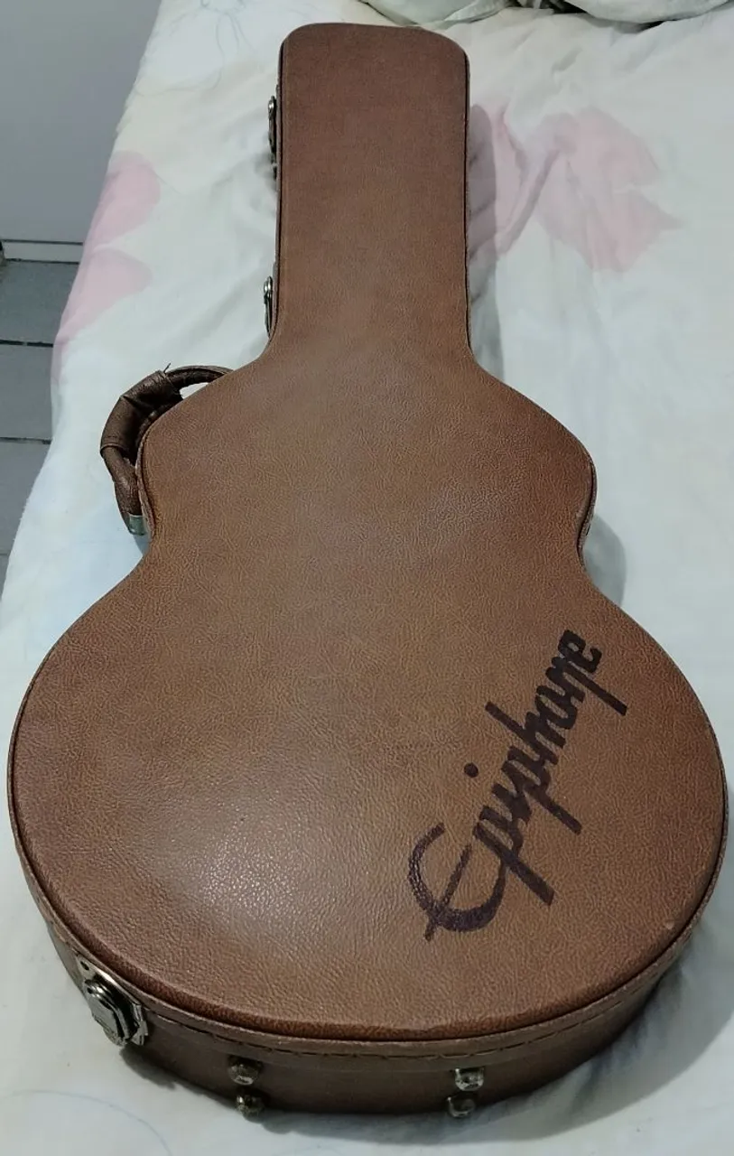 case les paul epiphone