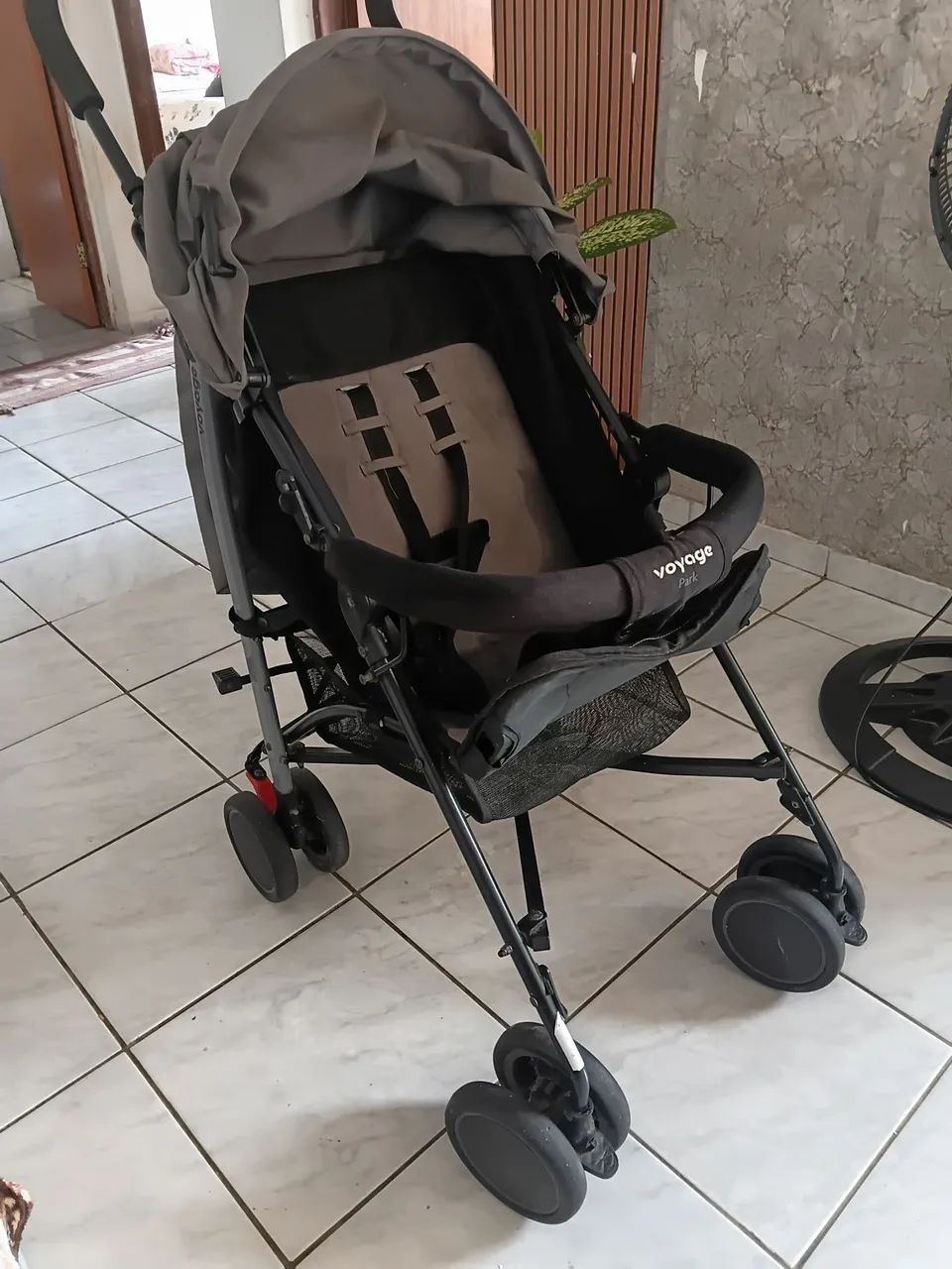 Carrinho de bebê bem conservado - Foto 2
