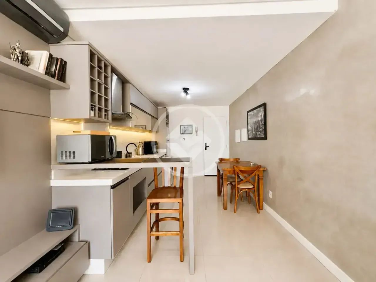 FS Studio Moderno no Centro | Mobiliado, Garagem e Hobby Box - Foto 4