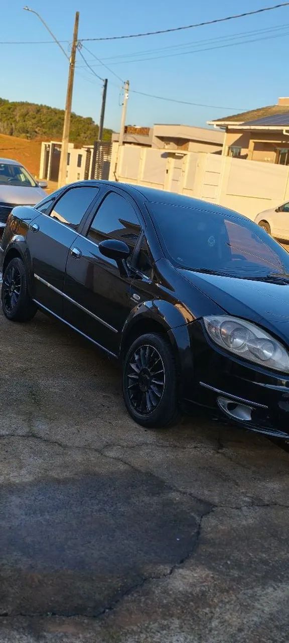 Fiat Linea LINEA ABSOLUTE 1.9/1.8 Flex Dualogic 4p 2009
