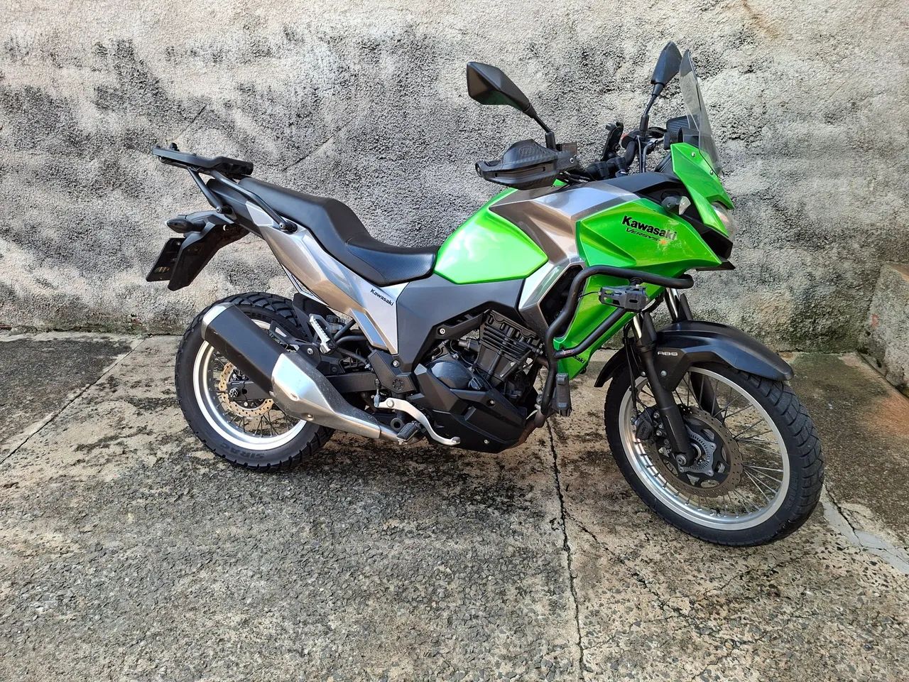 Versys 300 X