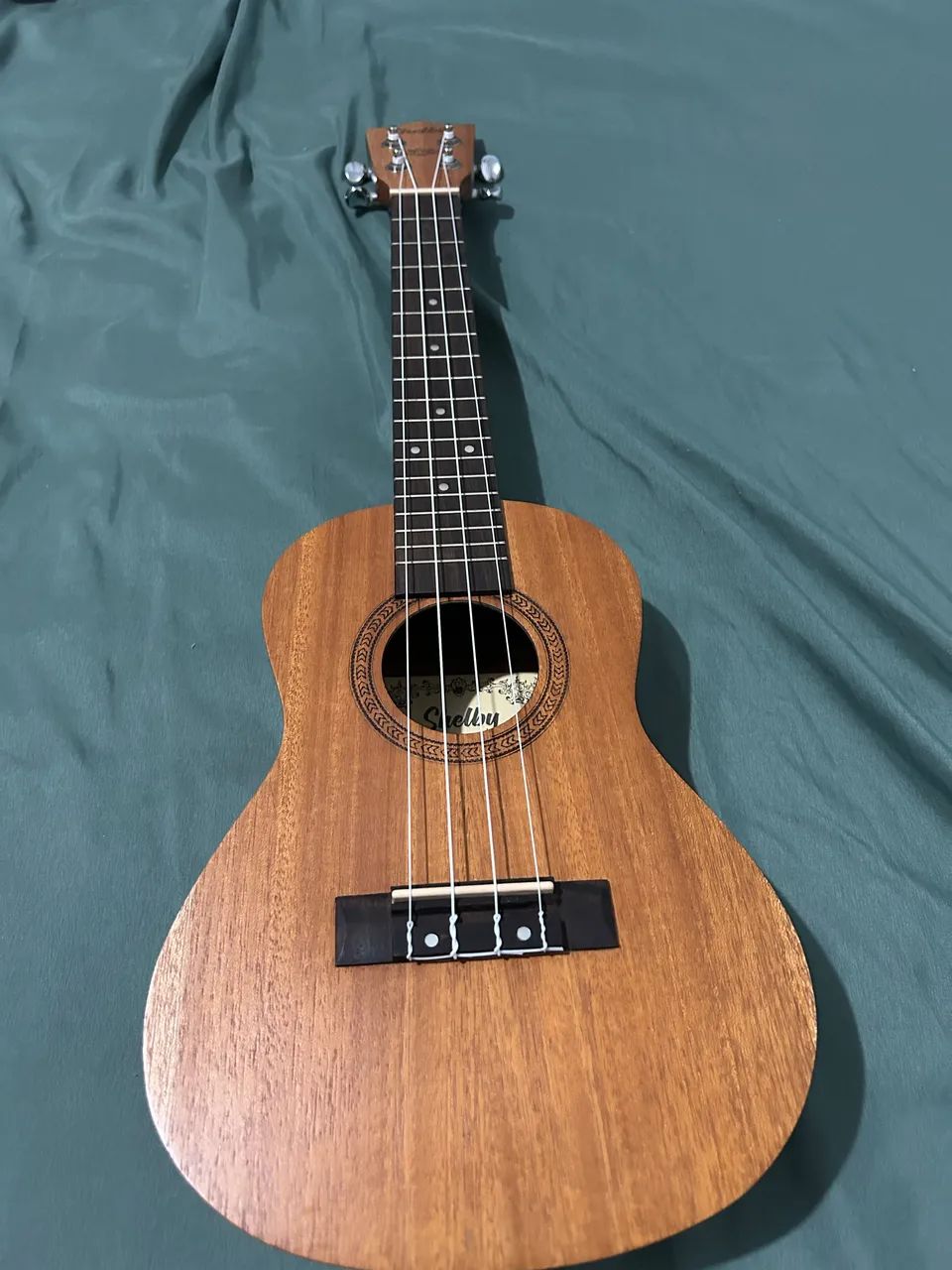 Ukulele Shelby - Foto 3