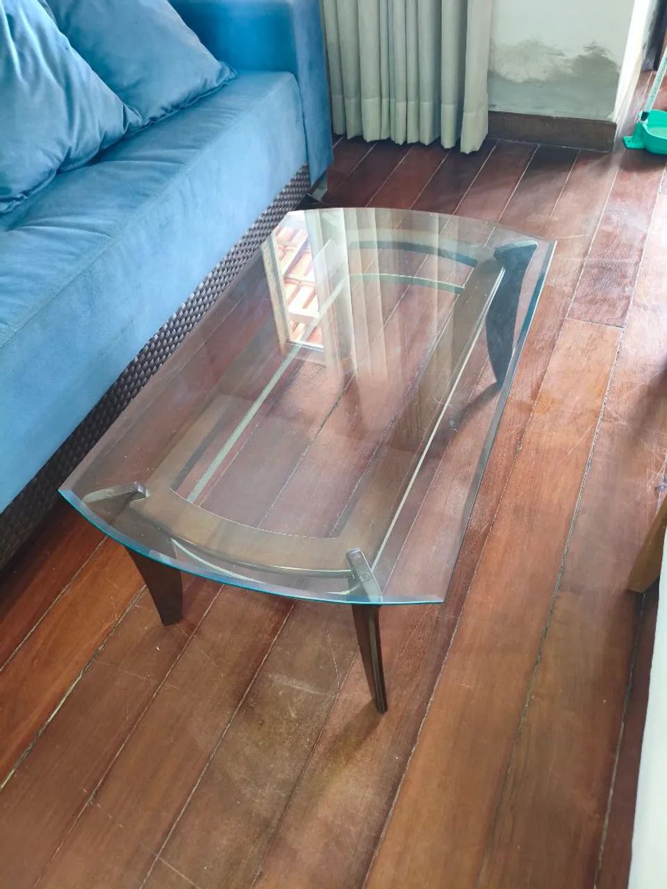 Oportunidade! Conjunto de mesa com cadeiras e aparador  - Foto 4