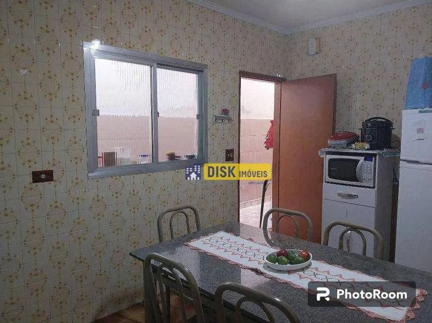 Casa com 2 dormitórios para alugar, 100 m² por R$ 3.917,00/mês - Vila Marchi - São Bernard - Foto 4