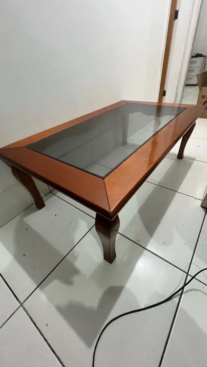 VENDO CONJUNTO DE MESA COM VIDRO + 2 CADEIRAS DE MADEIRA - Foto 4