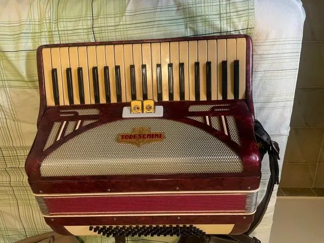 Acordeon Todeskine