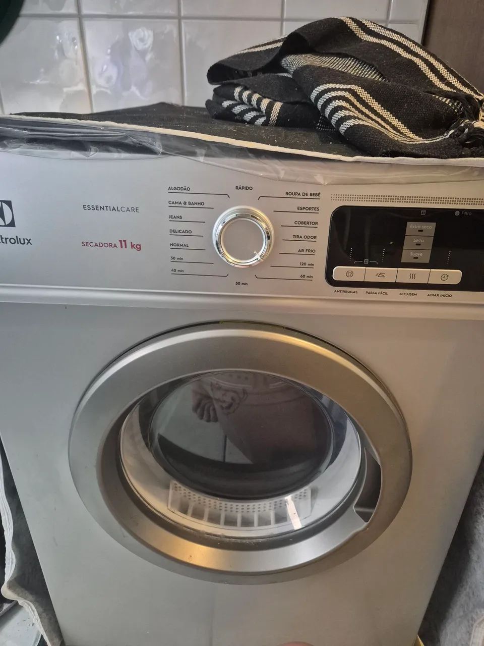 Secadora Electrolux 11kg Essential Care