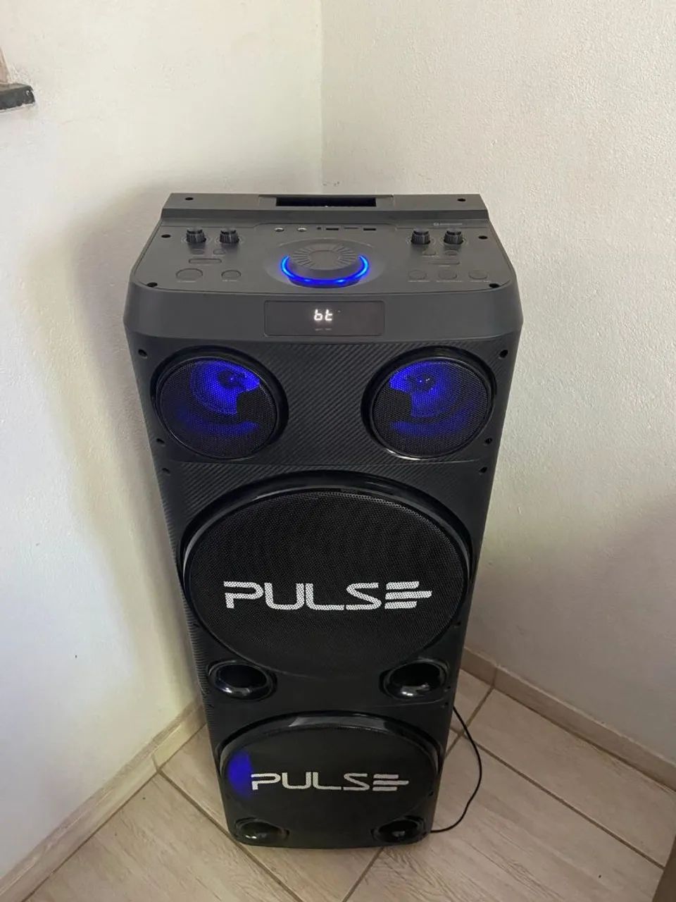Vende-se caixa de som 2.300 de potência  - Foto 3