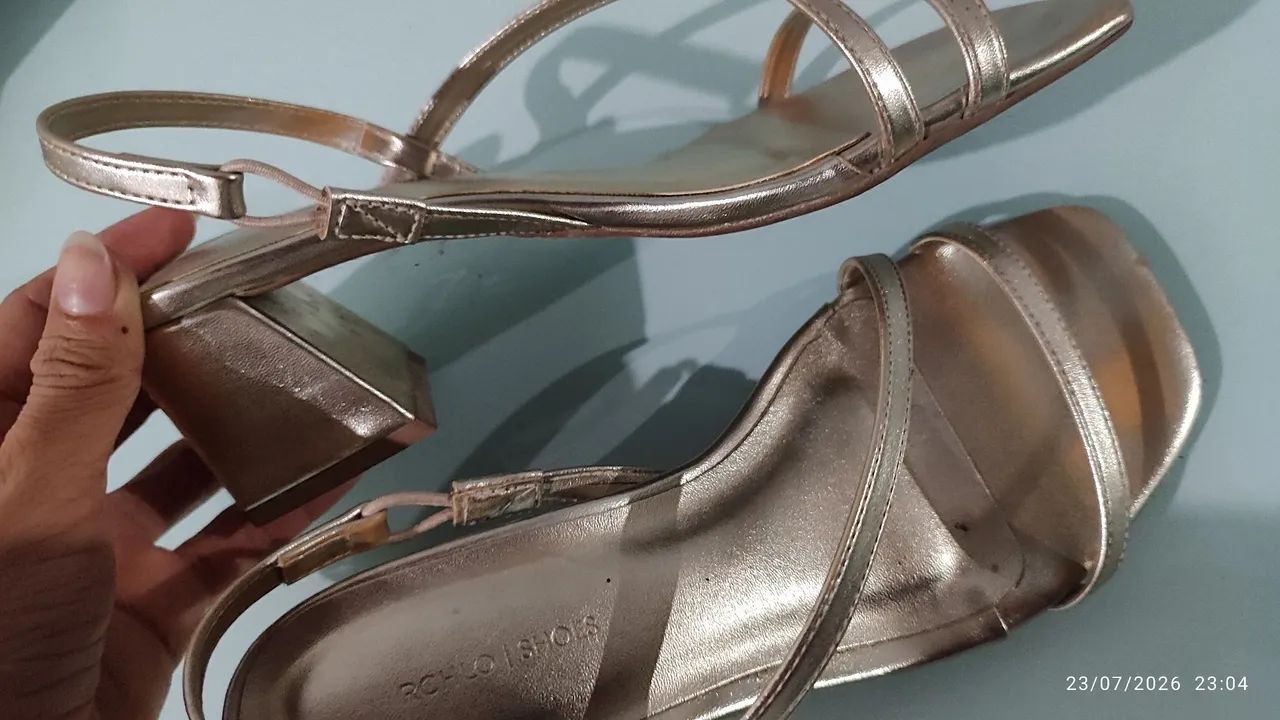 Sapatos novos Riachuelo  - Foto 3