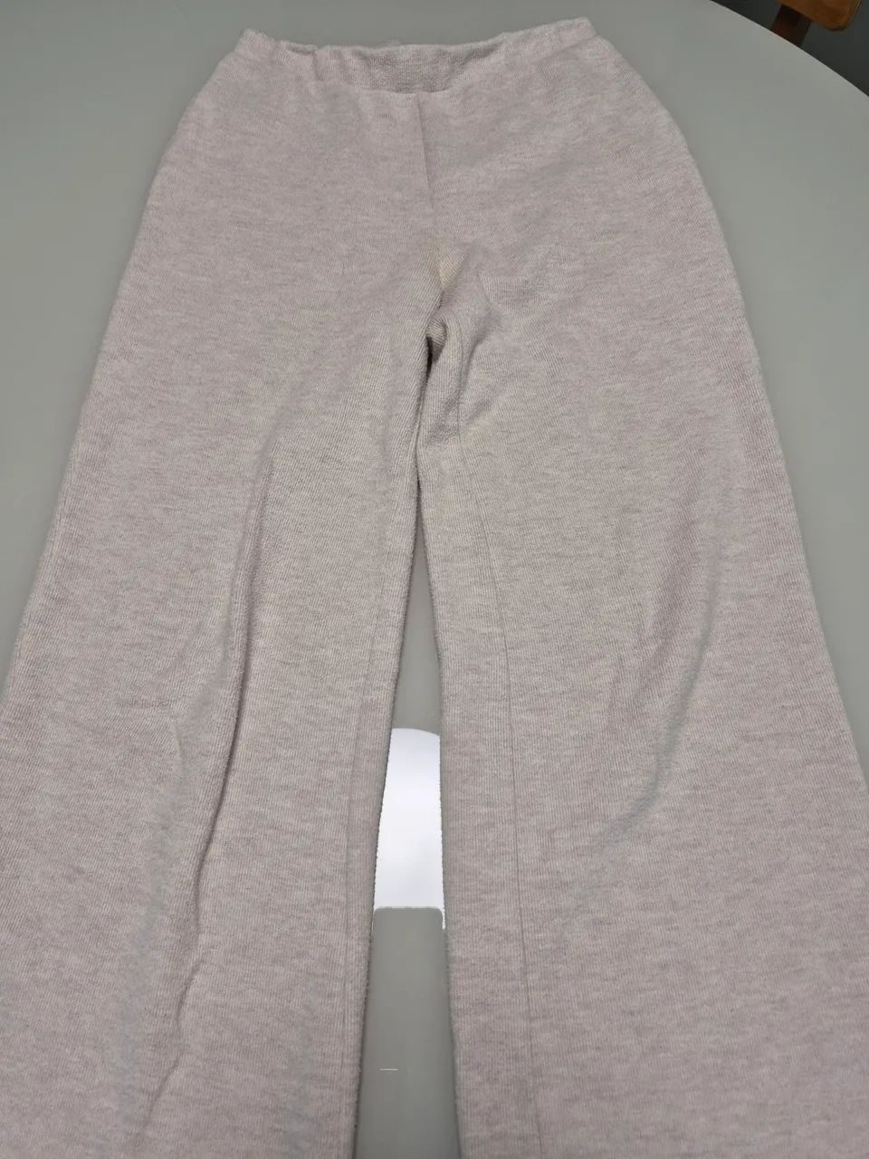 Calça  tipo moletom da zara!!!!