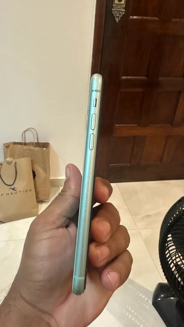 iPhone 11 em perfeito estado - Foto 2