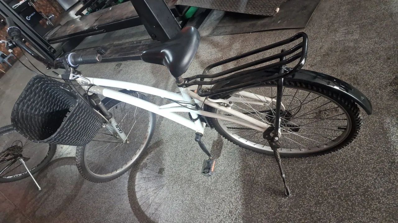 Bicicleta Caloi com cesta - Foto 3
